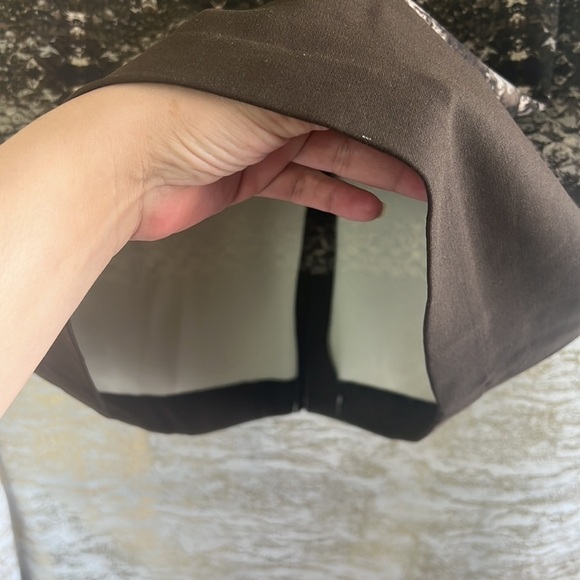 Lord & Taylor Brown Snake Print Pencil Skirt Knee Length Size 14 - Picture 7 of 16